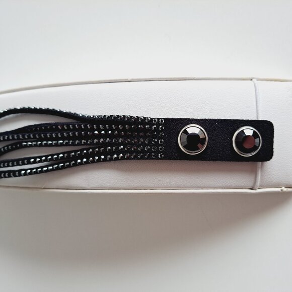 NEW Swarovski Black Fabric Crystal Stud Wrap Bracelet - Picture 6 of 8